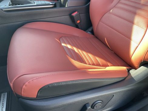 New 2026 Kia Sportage SX image 22