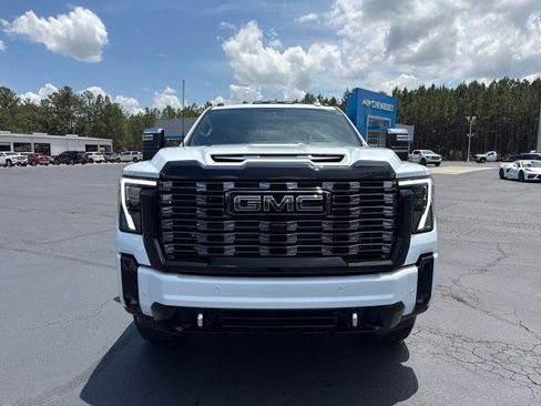 New 2026 GMC Sierra 2500 Denali Ultimate AWD/4WD image 9
