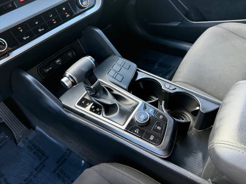 Used 2023 Kia Sportage LX image 13
