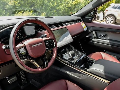 New 2026 Land Rover Range Rover Sport Dynamic SE AWD/4WD image 3