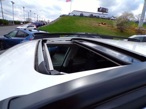 Certified 2024 Subaru Crosstrek 2.5i Limited image 4