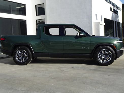 Used 2023 Rivian R1T Adventure image 8