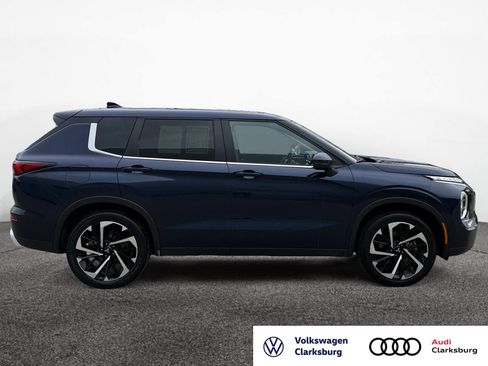 Used 2024 Mitsubishi Outlander SE image 6