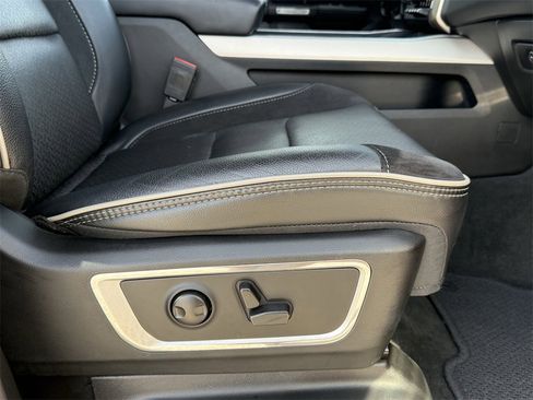 Used 2022 RAM 1500 Laramie image 39