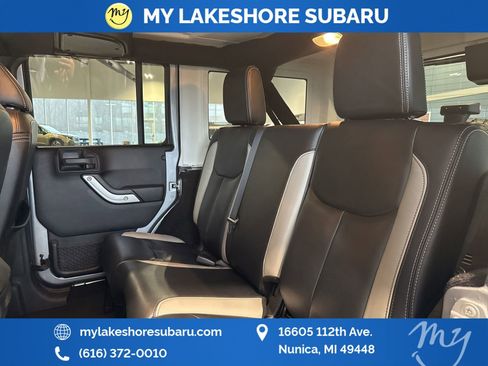 Used 2015 Jeep Wrangler Unlimited Sahara image 18