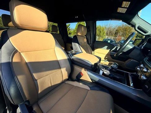 Used 2022 Ford F150 Lariat w/ Equipment Group 502A High image 25