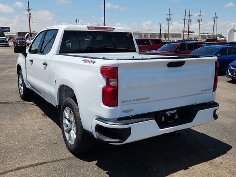 New 2025 Chevrolet Silverado 1500 Custom image 3