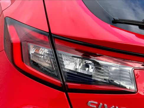 Used 2022 Honda Civic Sport image 28