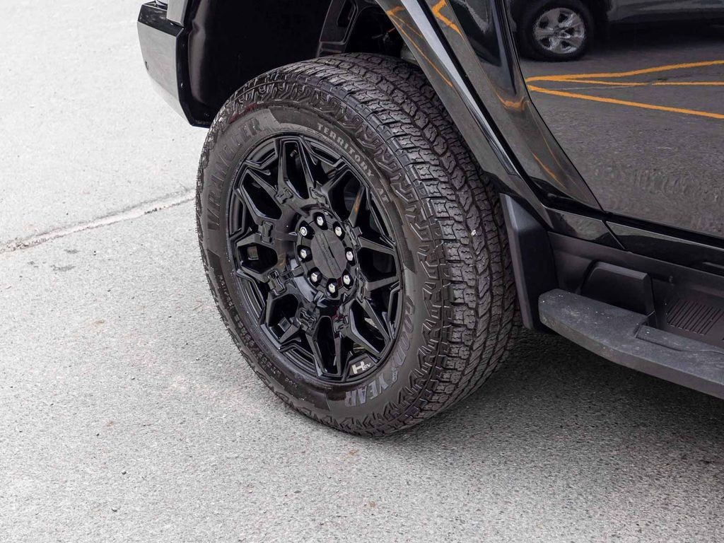 Used 2026 GMC Hummer EV SUV AWD/4WD image 10