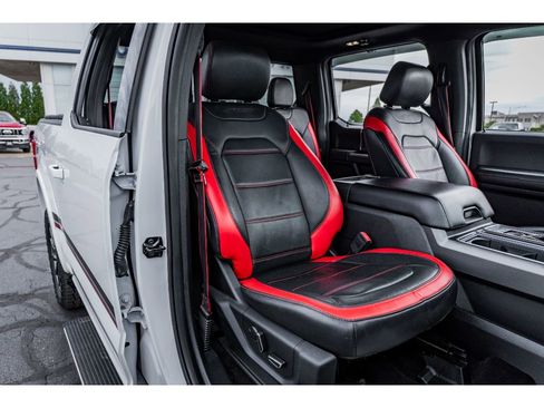 Used 2018 Ford F150 Lariat w/ Equipment Group 502A Luxury AWD/4WD image 19
