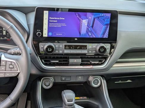 New 2025 Toyota Grand Highlander Limited image 11