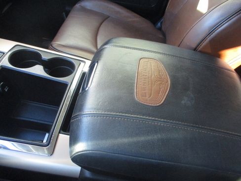 Used 2014 RAM 1500 Laramie Longhorn w/ Convenience Group image 19