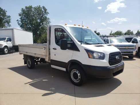 Used 2019 Ford Transit 250 138 RWD image 5
