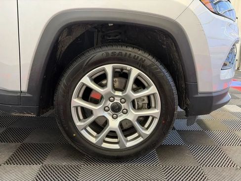 Used 2025 Jeep Compass Limited AWD/4WD image 26