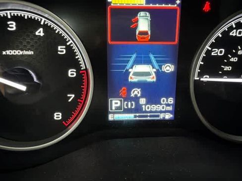 Used 2023 Subaru Forester Premium AWD/4WD image 25