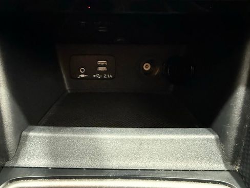 Used 2019 Subaru Forester Touring w/ Popular Package #3 image 39