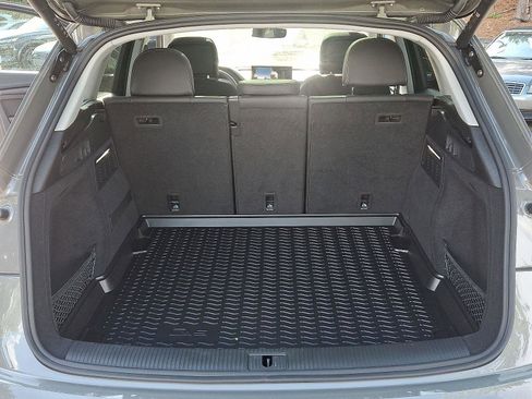 Used 2025 Audi Q5 2.0T Premium image 29