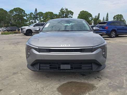 New 2026 Kia K4 FWD image 3