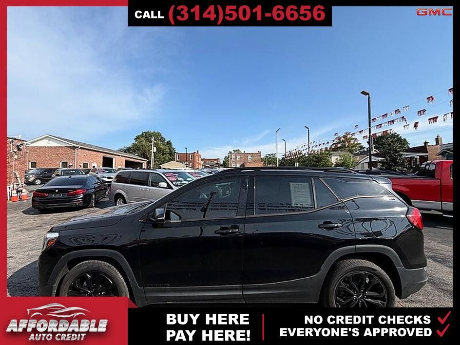 Used 2019 GMC Terrain SLE w/ Driver Convenience Package FWD image 2