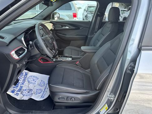Used 2023 Chevrolet TrailBlazer RS image 17