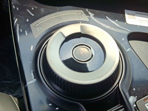 New 2025 Kia EV6 Light w/ Light LR Technology Package image 15