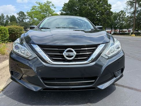 Used 2018 Nissan Altima 2.5 S w/ S Convenience Package FWD image 7