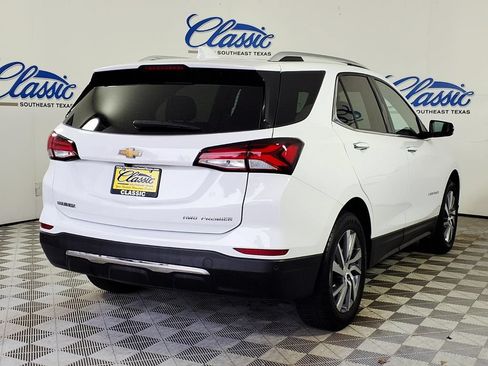 Used 2023 Chevrolet Equinox Premier AWD/4WD image 6