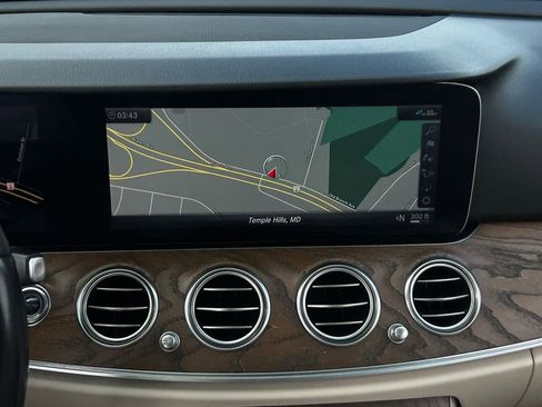 Used 2019 Mercedes-Benz E 300 image 25