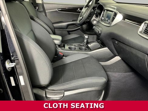 Used 2020 Kia Sorento LX AWD/4WD image 26