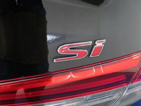 Used 2023 Honda Civic Si image 14