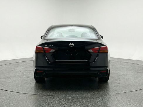 Used 2025 Nissan Altima 2.5 SV image 7