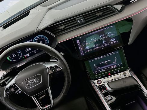 Used 2024 Audi Q8 e-tron Prestige w/ Prestige Package AWD/4WD image 19
