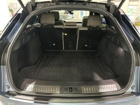 Used 2019 Land Rover Range Rover Velar R-Dynamic SE AWD/4WD image 88
