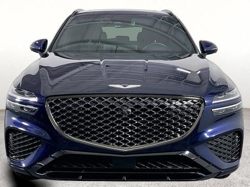 Used 2022 Genesis GV70 3.5T Sport w/ Sport Prestige Package AWD/4WD image 5