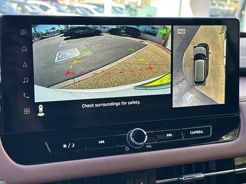 New 2025 Mitsubishi Outlander SEL image 18