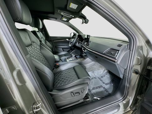 Used 2023 Audi SQ5 Premium Plus w/ Premium Plus Package AWD/4WD image 30