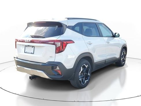 Used 2026 Kia Seltos S image 6