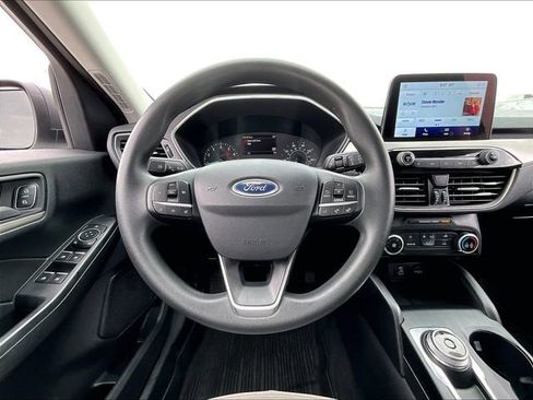 Used 2022 Ford Escape SE AWD/4WD image 17