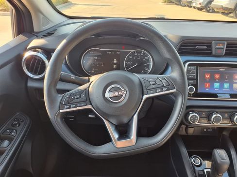 Used 2025 Nissan Versa SV FWD image 26