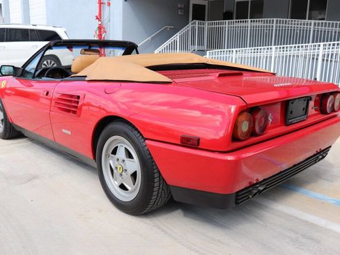 Used 1989 Ferrari Mondial T Cabriolet image 8