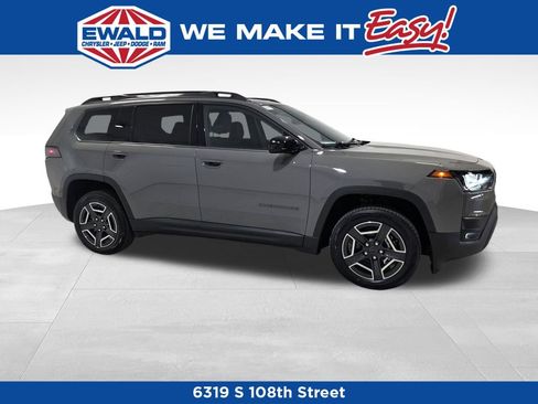 New 2026 Jeep Cherokee Laredo AWD/4WD image 24