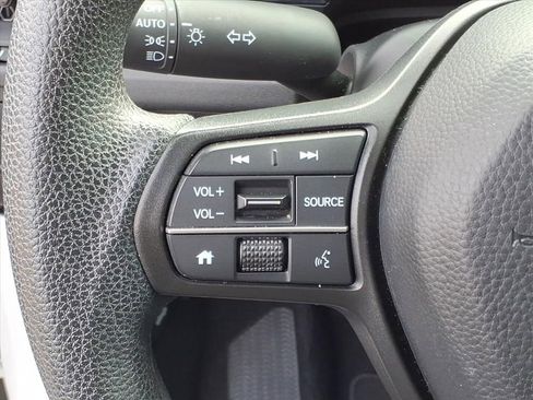 Used 2023 Honda CR-V LX image 18