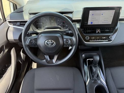 Used 2024 Toyota Corolla LE FWD image 12