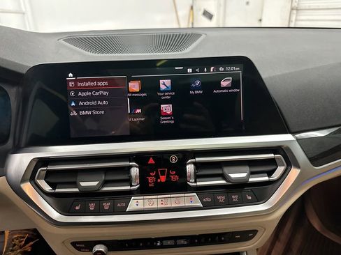 Used 2022 BMW 330i Sedan w/ Premium Package image 15