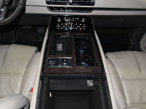 Used 2023 Lincoln Navigator L Reserve w/ Equipment Group 201A image 20