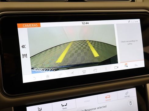 Used 2020 Land Rover Range Rover HSE image 50