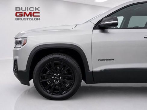 Used 2023 GMC Acadia SLE w/ Driver Convenience Package AWD/4WD image 9