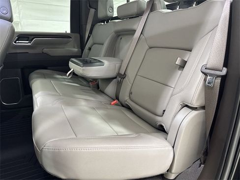 Certified 2024 GMC Sierra 2500 SLT w/ SLT Premium Package image 26