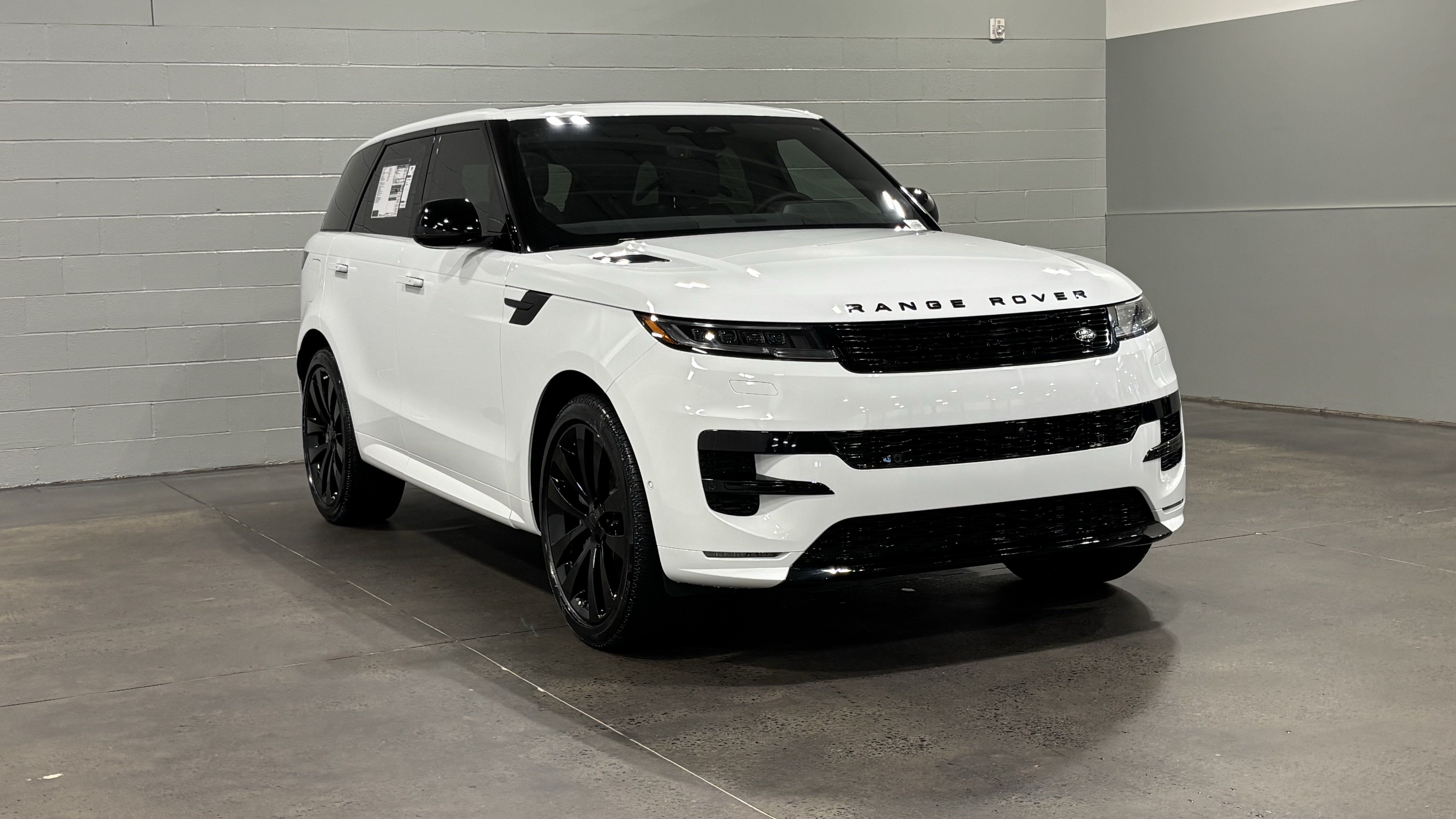 New 2026 Land Rover Range Rover Sport Dynamic SE AWD/4WD image 11
