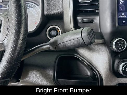 Used 2024 RAM 2500 Tradesman w/ Chrome Appearance Group image 17